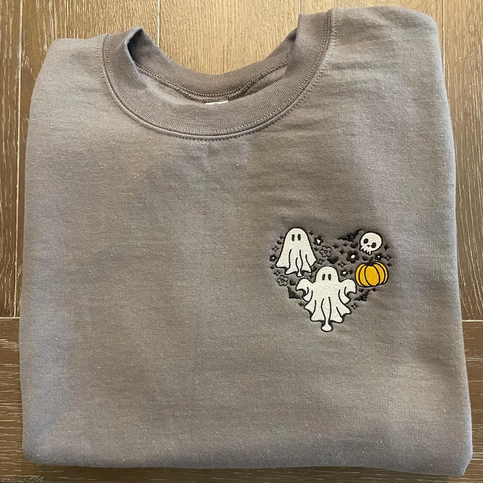 Embroidered Halloween Sweatshirt: Spooky Ghosts & Pumpkins